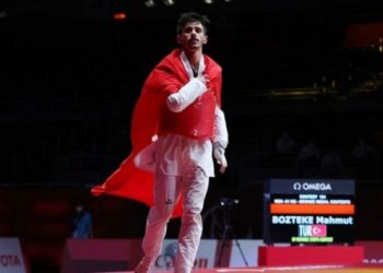 Mahmut Bozteke’den bronz madalya