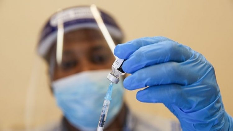 Aşı yaptırmayan işçiden PCR testi istenebilecek