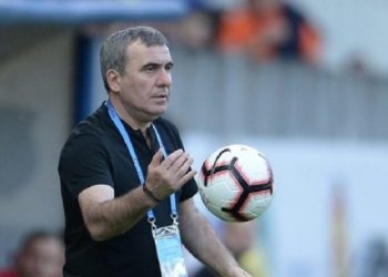 Hagi’den ‘Hagi mi Alex mi’ sorusuna yanıt: Ben tarihi sahanın içinde yazdım