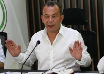 Tanju Özcan CHP Yüksek Disiplin Kurulu’na sevk edilecek