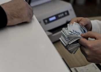 Bankalar hükümetin ‘bireysel kredileri kısın’ talebine karşı çıktı