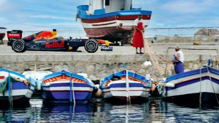 Max Verstappen Palermo sokaklarında