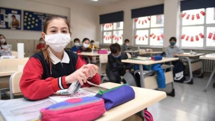 Milli Eğitim bakanı: Okulların açık kalması milli güvenlik meselesi