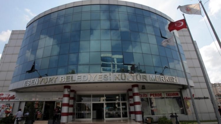 Esenyurt Belediyesi’ne AKP döneminden kalan borç nedeniyle haciz geldi