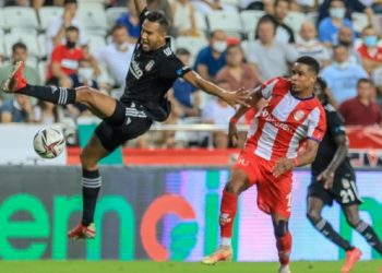 Beşiktaş’tan Antalyaspor karşısında muhteşem dönüş
