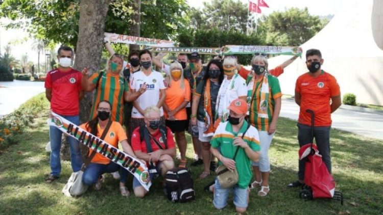 Alanyaspor’un yabancı taraftarlarından tepki: Bu adaletsiz