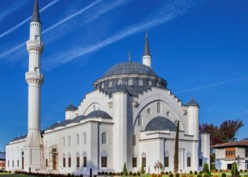 Diyanet, yurtdışındaki cami inşaatları için 500 milyon TL harcadı