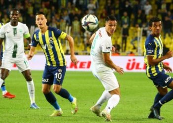 Fenerbahçe-Giresunspor maçında altın üç puan