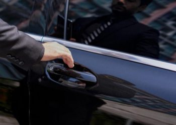 Tasarruf genelgesi unutuldu: Aile Bakanlığı her biri aylık 25 bin liraya 10 araç kiraladı