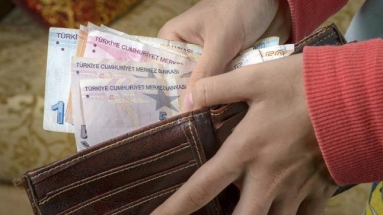 Türk-İş, açlık sınırını açıkladı: 3 bin 49 TL!