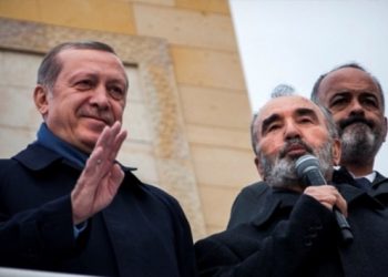 Akyol’dan Karaman’a: İktidarın destekçisi olduktan sonra…
