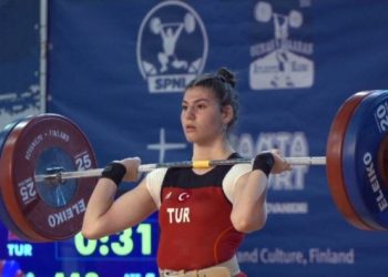 Milli halterci Dilara Uçan Avrupa ikincisi oldu