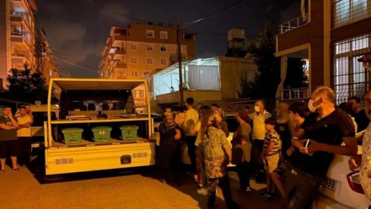 Eski uzman çavuş eşi ve çocuklarını boğarak öldürdü