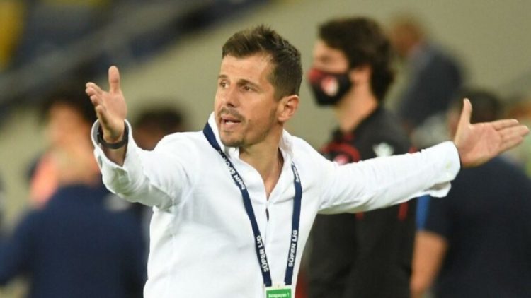 Başakşehir Emre Belözoğlu dönemini resmen açıkladı