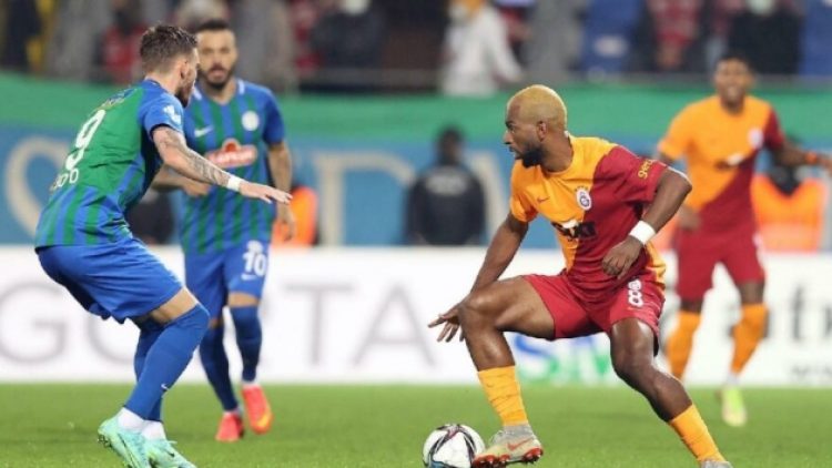 Çaykur Rizespor Galatasaray maçı nefesleri kesti!
