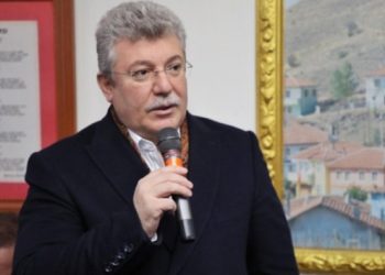 AKP’li Akbaşoğlu: ‘Kürt sorunu’ diyenler Kürtlere ‘sorun’ diyor