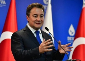 “Kaba kuvvetle, devlet gücünü kullanarak iktidarda kalma çabası beyhude bir çabadır”