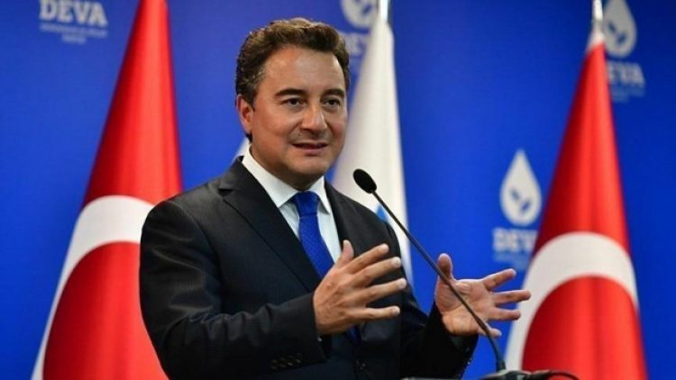 “Kaba kuvvetle, devlet gücünü kullanarak iktidarda kalma çabası beyhude bir çabadır”