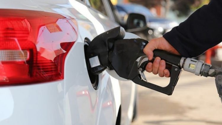 “Eşel mobil sistemden vazgeçilirse akaryakıta 2,5 ila 3 TL zam gelebilir”