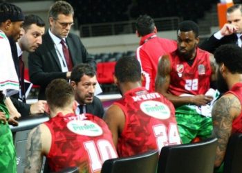 Pınar Karşıyaka sonradan açıldı: 80-77