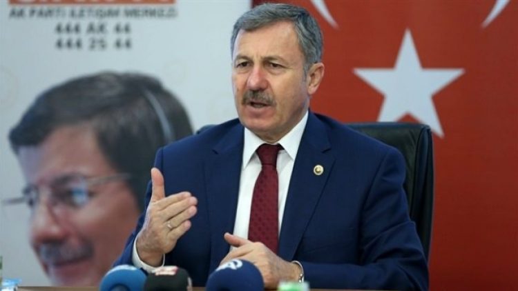 Eski AKP’li Özdağ: Saray’a, TÜGVA’ya ne kadar yakınsanız ekmeğe o kadar yakınsınız demektir