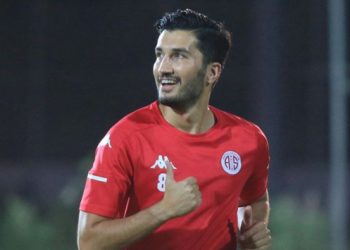 Nuri Şahin, futbolculuk kariyerini noktaladı
