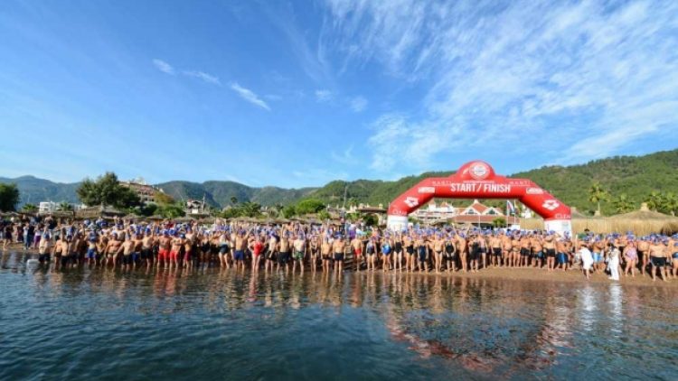 Aquamasters Yüzme Şampiyonası’nda anlaşmalı otel iddiası