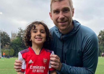 Arsenal 4 yaşındaki futbolcuyu transfer etti