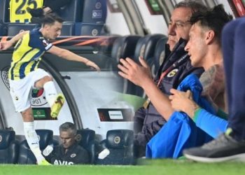 Mesut Özil oyundan çıktı suları tekmeledi, küfürler savurdu!