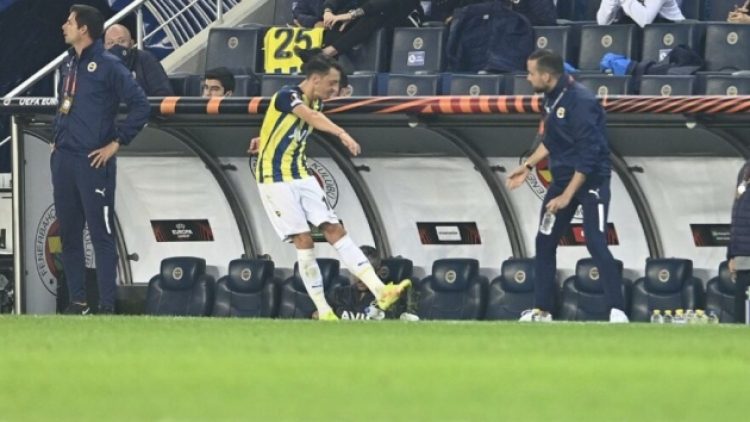 Mesut Özil ile ilgili açıklama geldi