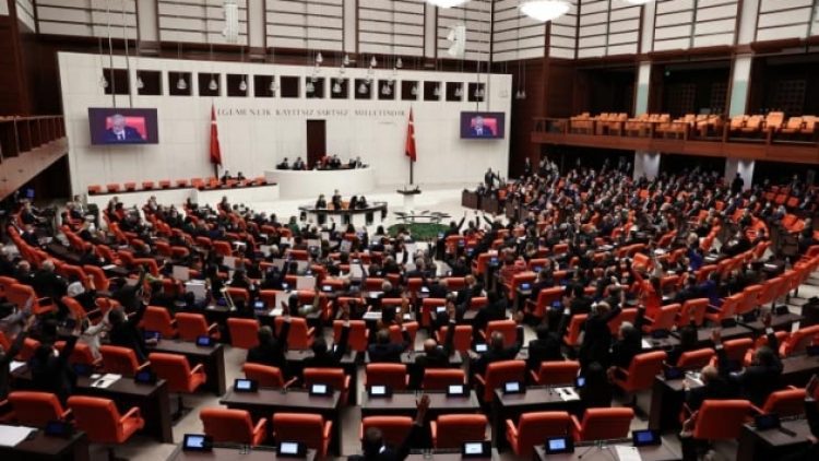 Irak ve Suriye tezkeresi iki yıl daha uzatıldı