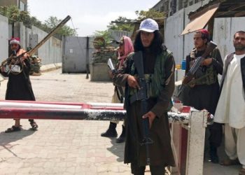 Taliban ‘müzik’ yüzünden düğünü bastı: 3 kişi öldü