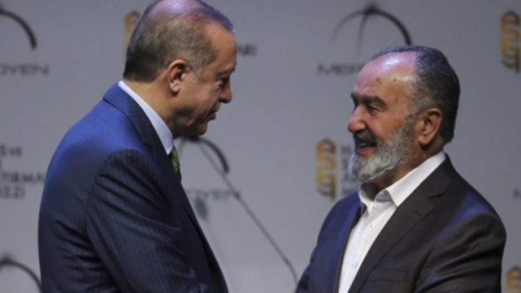 Karaman, skandal Alevi ‘fetva’sını sildi, tepki gösterenleri hedef aldı!