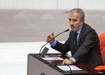 AKP’de seçim hazırlığı: Naci Bostancı görevi bıraktı