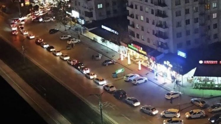 AKP’li Aydemir: Benzin istasyonlarında kuyruk yok, araç sayısı fazla