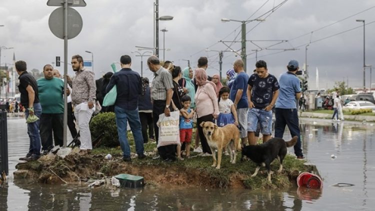İstanbul Valisi Yerlikaya’dan kuvvetli rüzgar uyarısı
