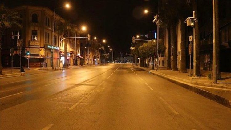 Bakanlık sokak lambası karartmasından vazgeçti