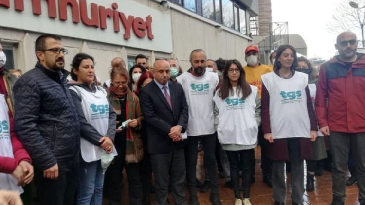 Cumhuriyet’in genel yayın yönetmeni Aykut Küçükkaya görevden alındı
