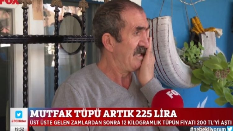 ‘Bayat ekmekleri ‘tavuklara yedireceğim’ diye alıp eve getirdim, eşimle ağlayarak yedik’