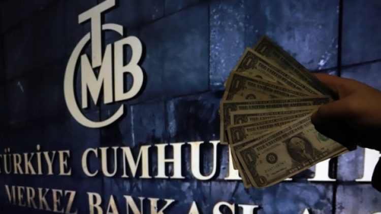 Döviz mevduatlarında rekor: 2001’deki seviye aşıldı!