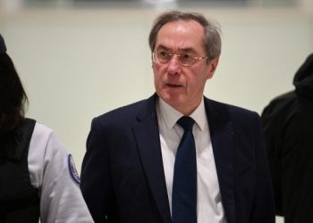 Fransa’nın eski İçişleri Bakanı Claude Gueant hapse girdi