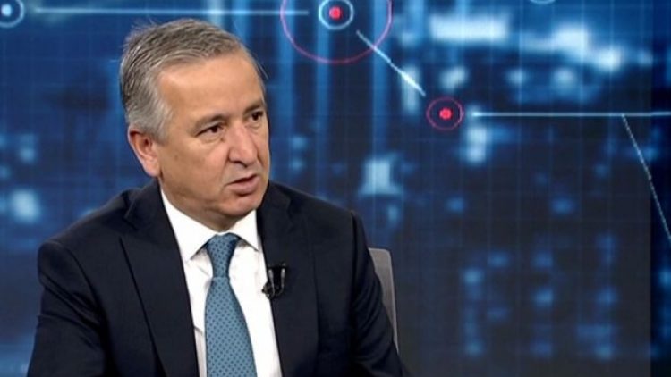 Erdoğan’ın eski metin yazarı Ünal: Ekonomi bir damat yüzünden mahvoldu