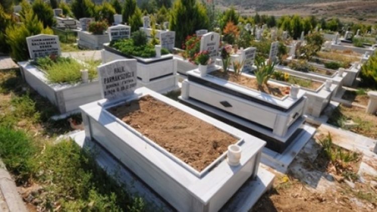 Mezar fiyatları da zamlardan nasibini aldı