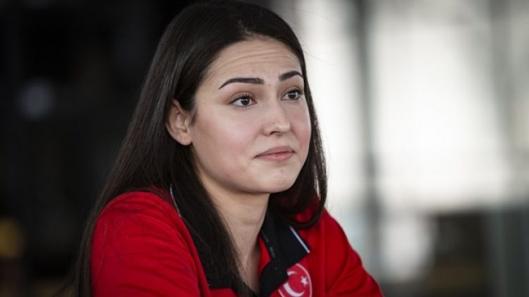 Dünya ve Avrupa şampiyonu İrem Yaman tekvandoyu bıraktı