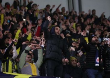 Kadıköy’de ‘Ali Koç istifa’ tezahüratı!