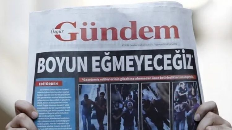 Özgür Gündem davasında yargılanan 22 gazeteci beraat etti