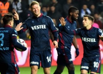 Trabzonspor İzmir’de Altay’ı da devirdi!