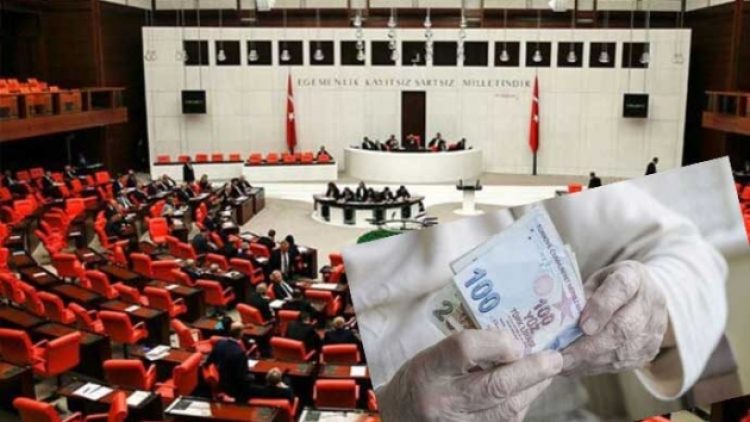 En düşük emekli maaşının asgari ücret seviyesine çıkartılması teklifi AKP oylarıyla reddedildi