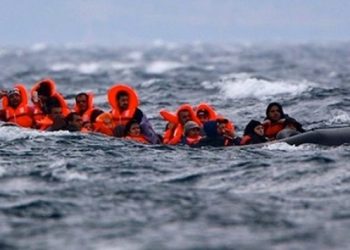 Ege’de mültecileri taşıyan tekne battı: 13 ölü