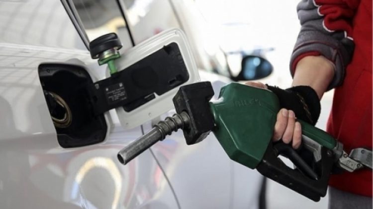 Dolardaki düşüşe rağmen akaryakıta zam sürüyor: Motorin 13 lirayı geçecek